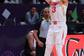 集结日体能课后，塞维利亚篮板制胜备战CBA季后赛，目标明确，轮换策略成焦点