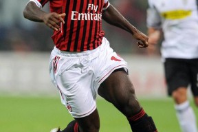 关键时刻AC米兰调整名单以备欧超杯；刷新队史纪录环节打磨；更衣室稳定；心理建设被强调