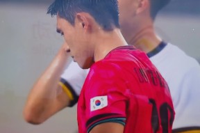 阿贾克斯比赛中断最新通知