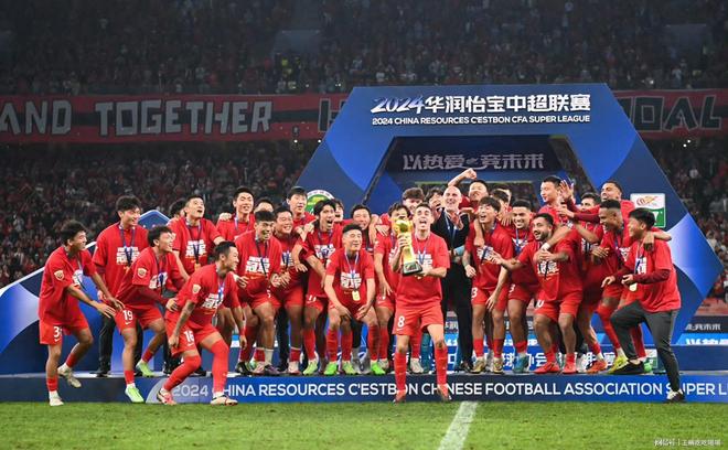 赛后NBA总决赛传出新动向；上海海港扳平良机；管理层表态：更衣室稳定；高层口径保持一致